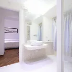 Lory House Guest house