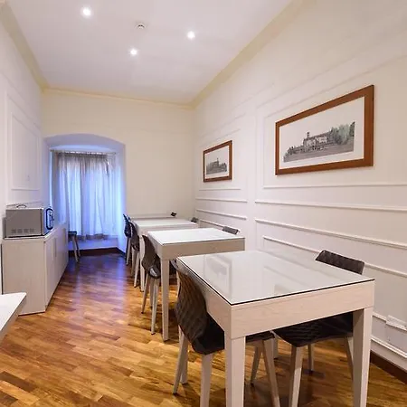 Lory House Pensjonat Rzym